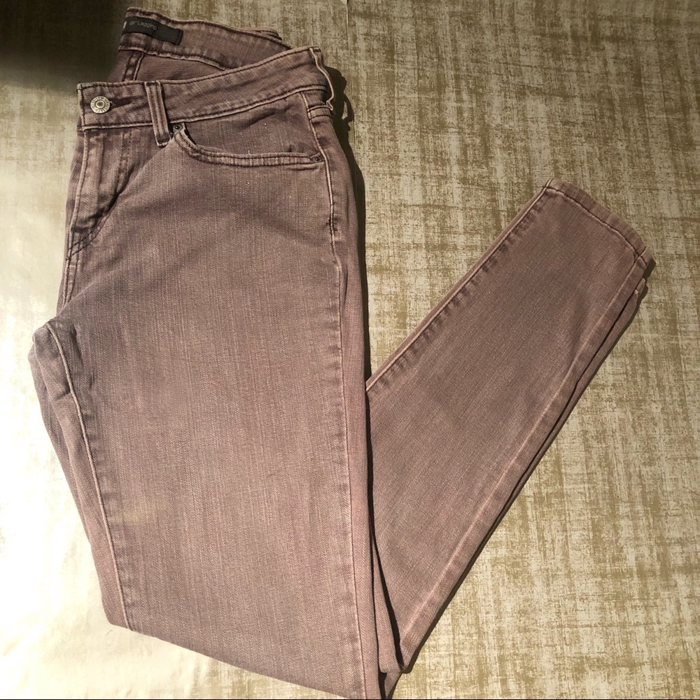 Levi’s 535 legging jeans